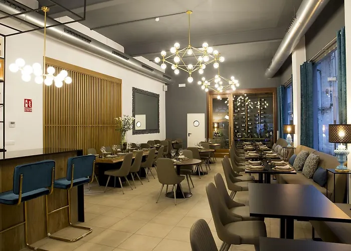 Quart Youth Hostel & Apartments