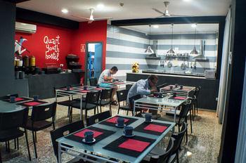 Quart Youth & Ostello Valenza